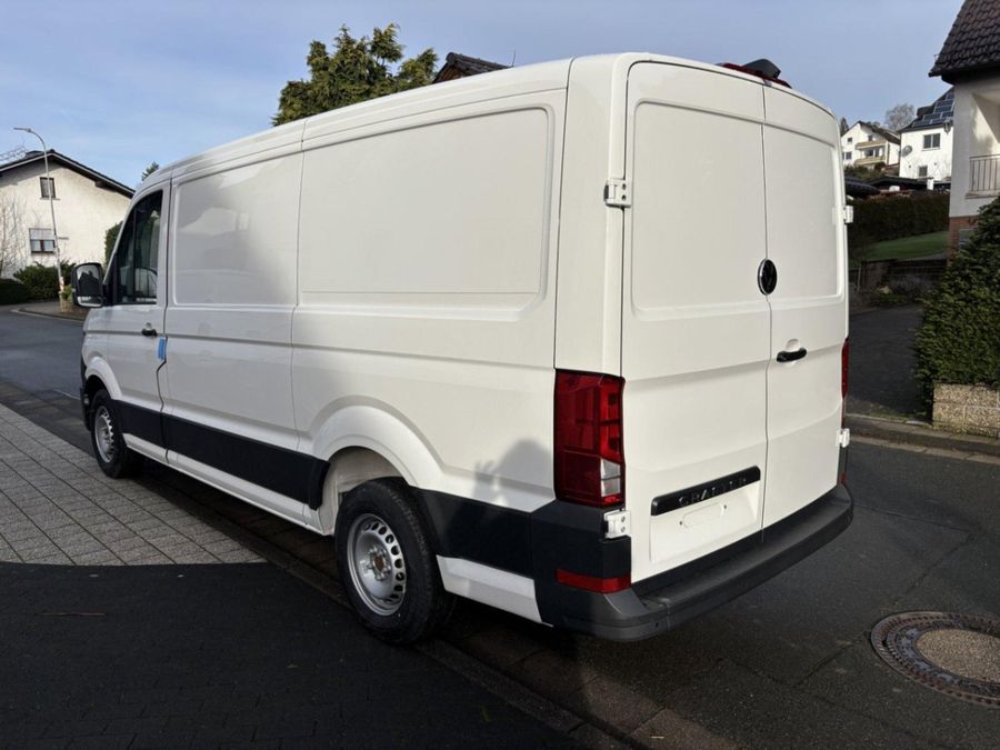 VW Crafter 30 L2H1 – Tageszulassung, 50 km, Kamera & AHK – ab 297,48 €/Monat