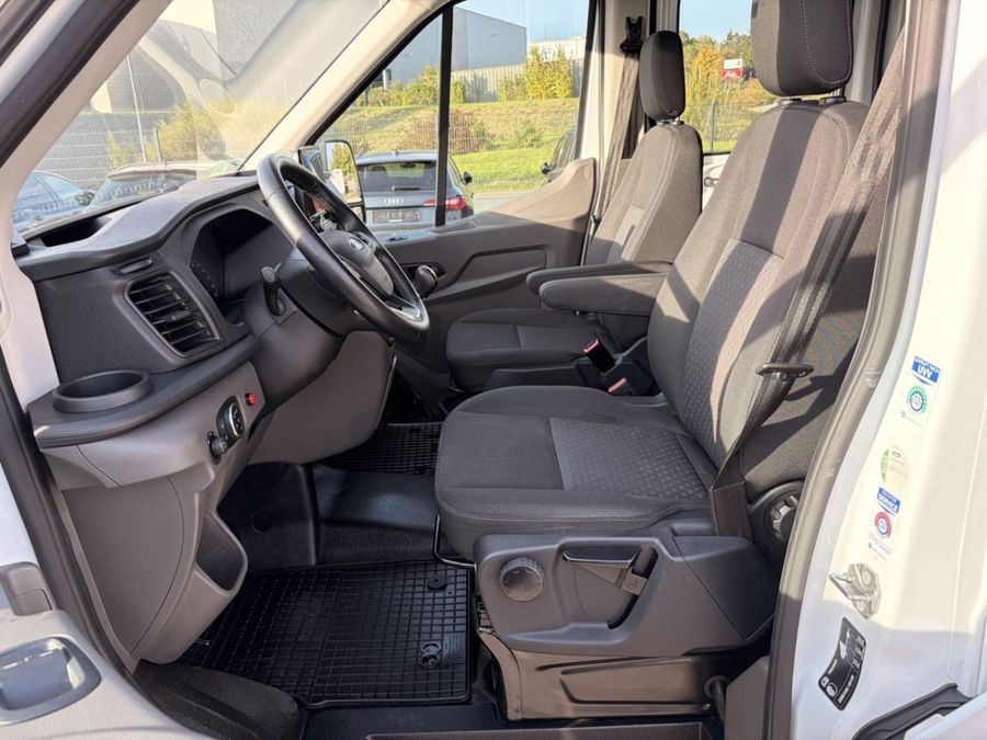 Ford Transit Doppelkabine L5 mit Ladebordwand – 6 Sitze – ab 206,55 €/Monat