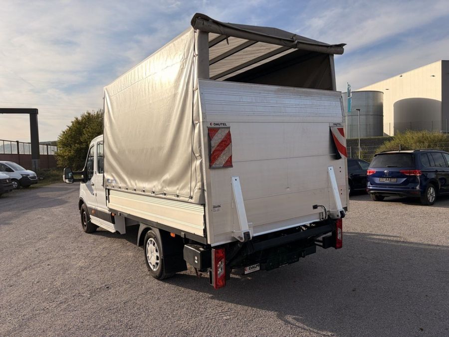 Ford Transit Doppelkabine L5 mit Ladebordwand – 6 Sitze – ab 206,55 €/Monat