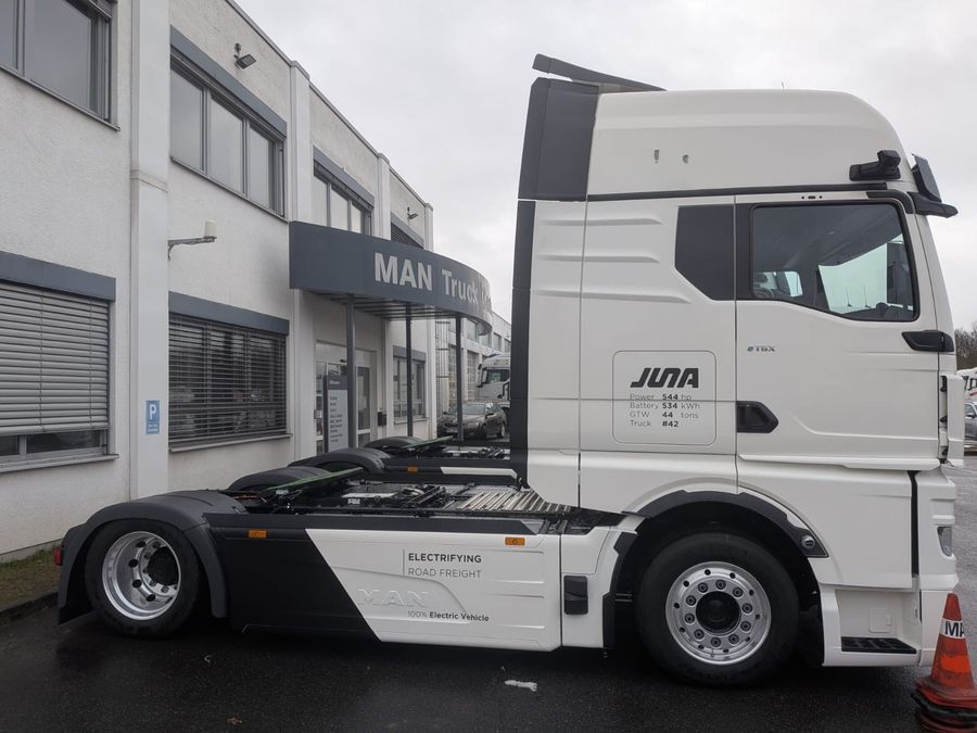 E-LKW MAN eTGX 20.544 4x2 LL SA EB I Flexibel mieten ab 1 Jahr