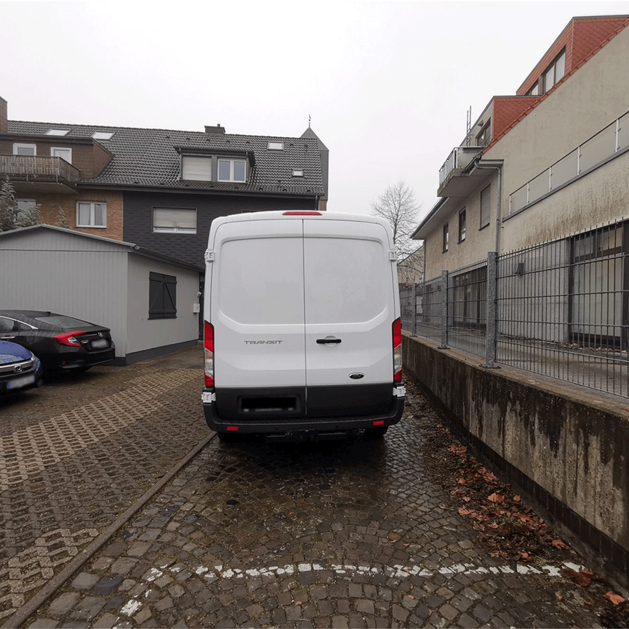 Transporter z.B. Mercedes Sprinter, Fiat Ducato (Hoch / Lang), Ford Transit (Hoch / Lang)