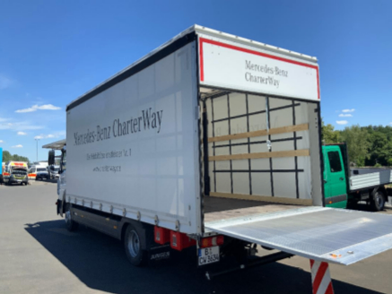 Atego 1530 L 4X2 Curtainsider mit LBW