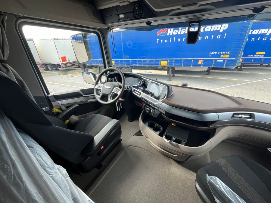 DAF XG+530