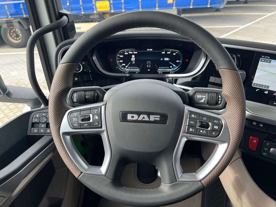 DAF XG+530