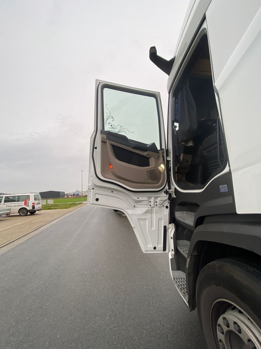 DAF XG450 & 480   - 2.200,00€ inklusive Anmeldung und Versicherung !  DAF XG 450 FT & DAF XG 480