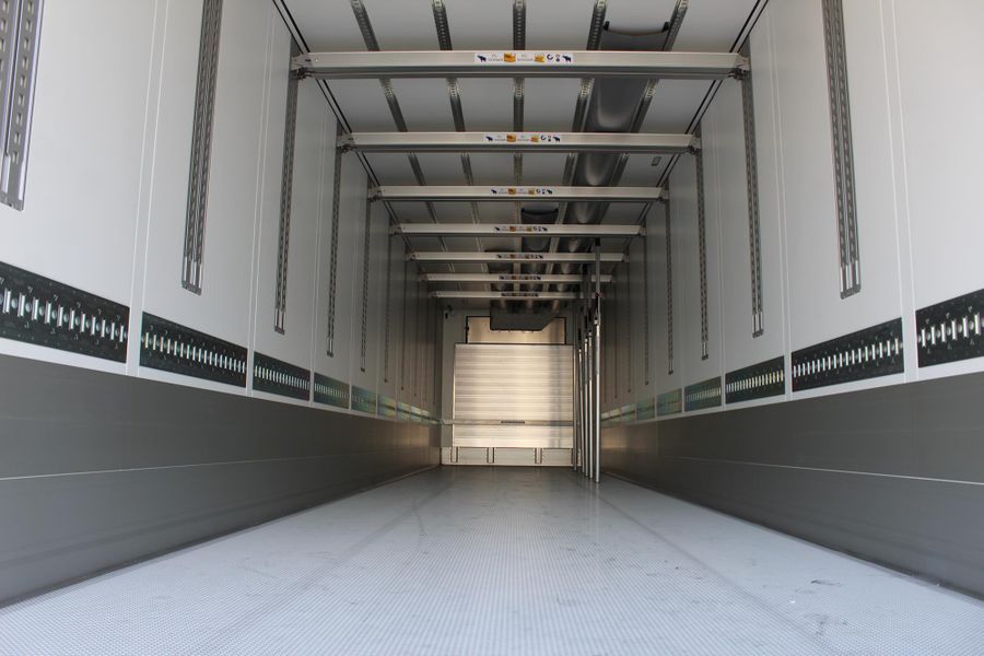 Schmitz Cargobull Kühlauflieger Thermo-King A 400 Advancer Blumen Ladebordwand