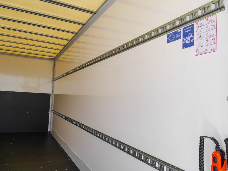 Iveco Daily 7,2t Kofferaufbau Hebebühne